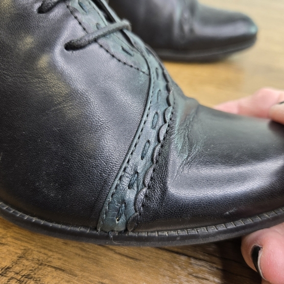 Spring Step Black Teal Leather Ankle Boots - Picture 11 of 12